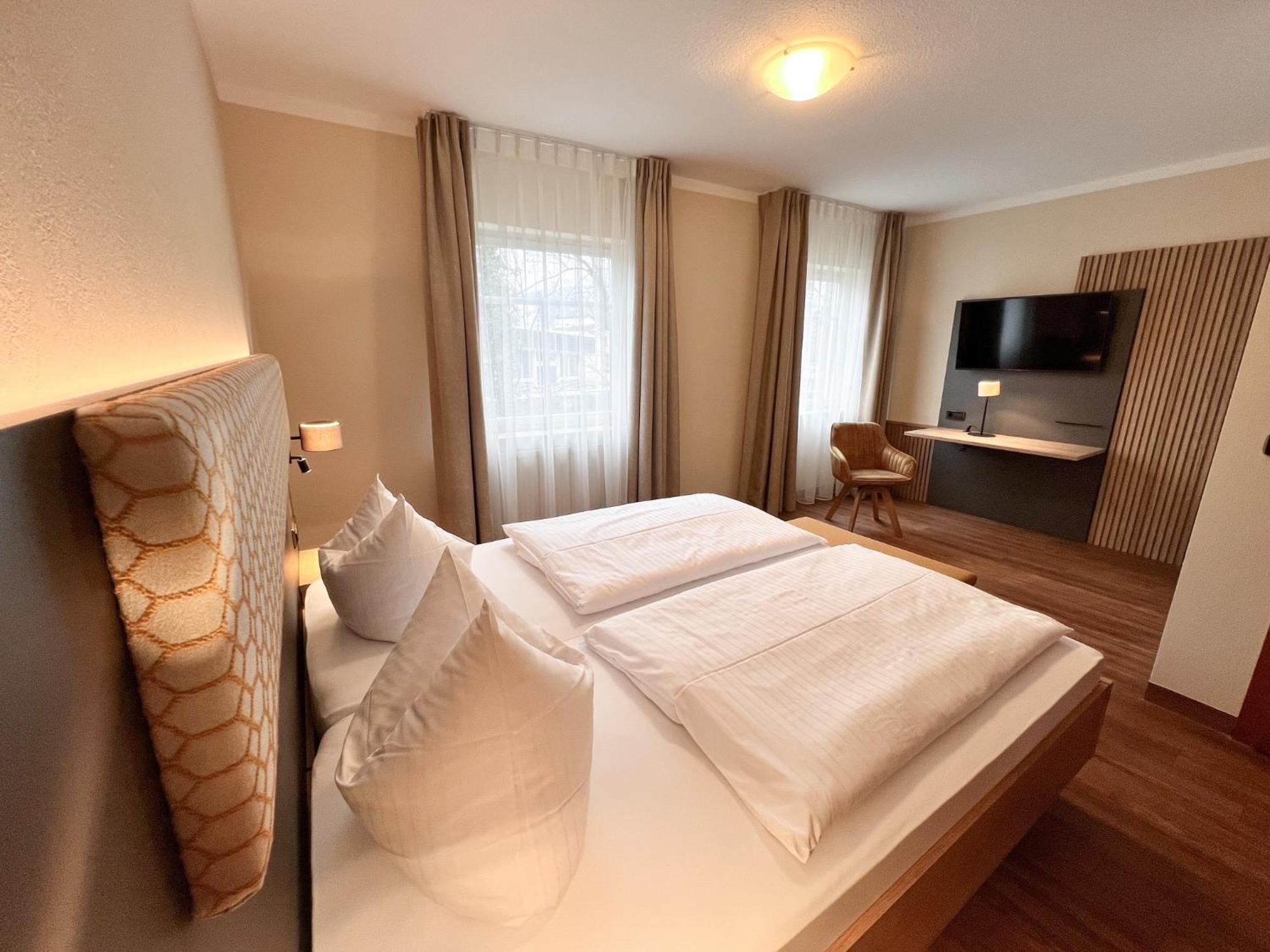 באד מרגנטהיים Stadthotel Muenze מראה חיצוני תמונה