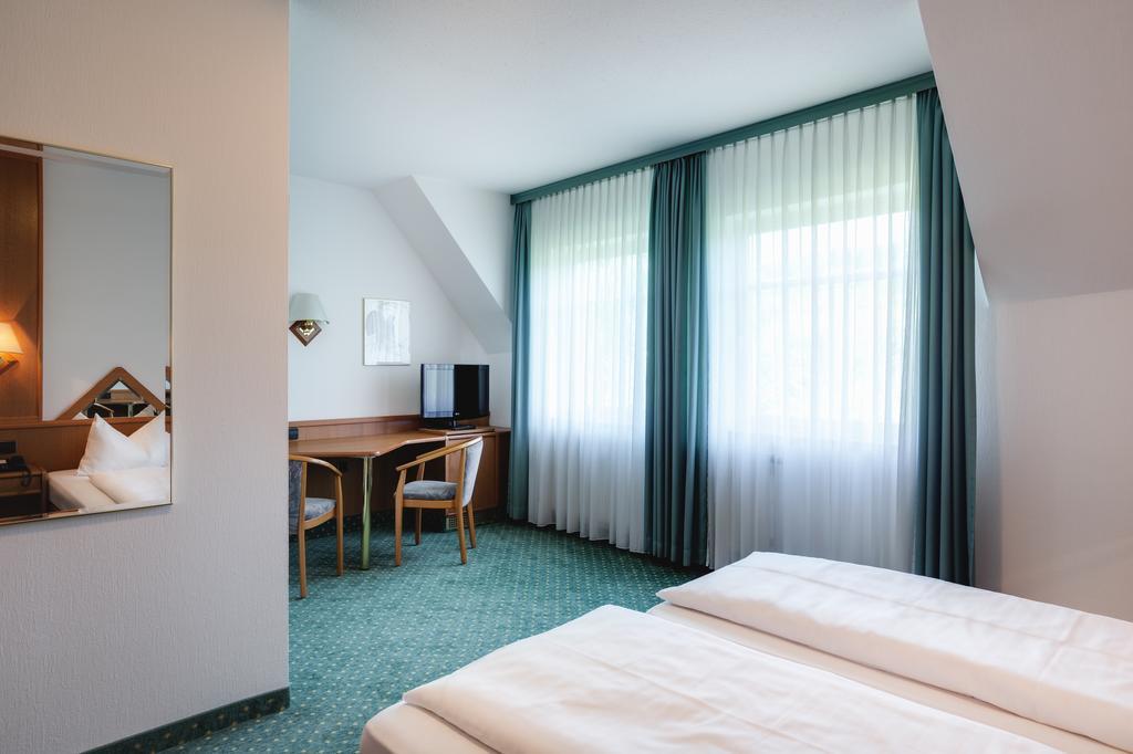 באד מרגנטהיים Stadthotel Muenze מראה חיצוני תמונה