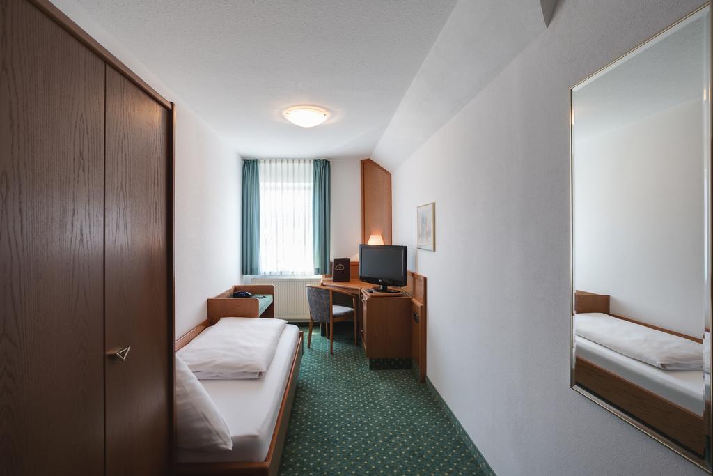 באד מרגנטהיים Stadthotel Muenze מראה חיצוני תמונה
